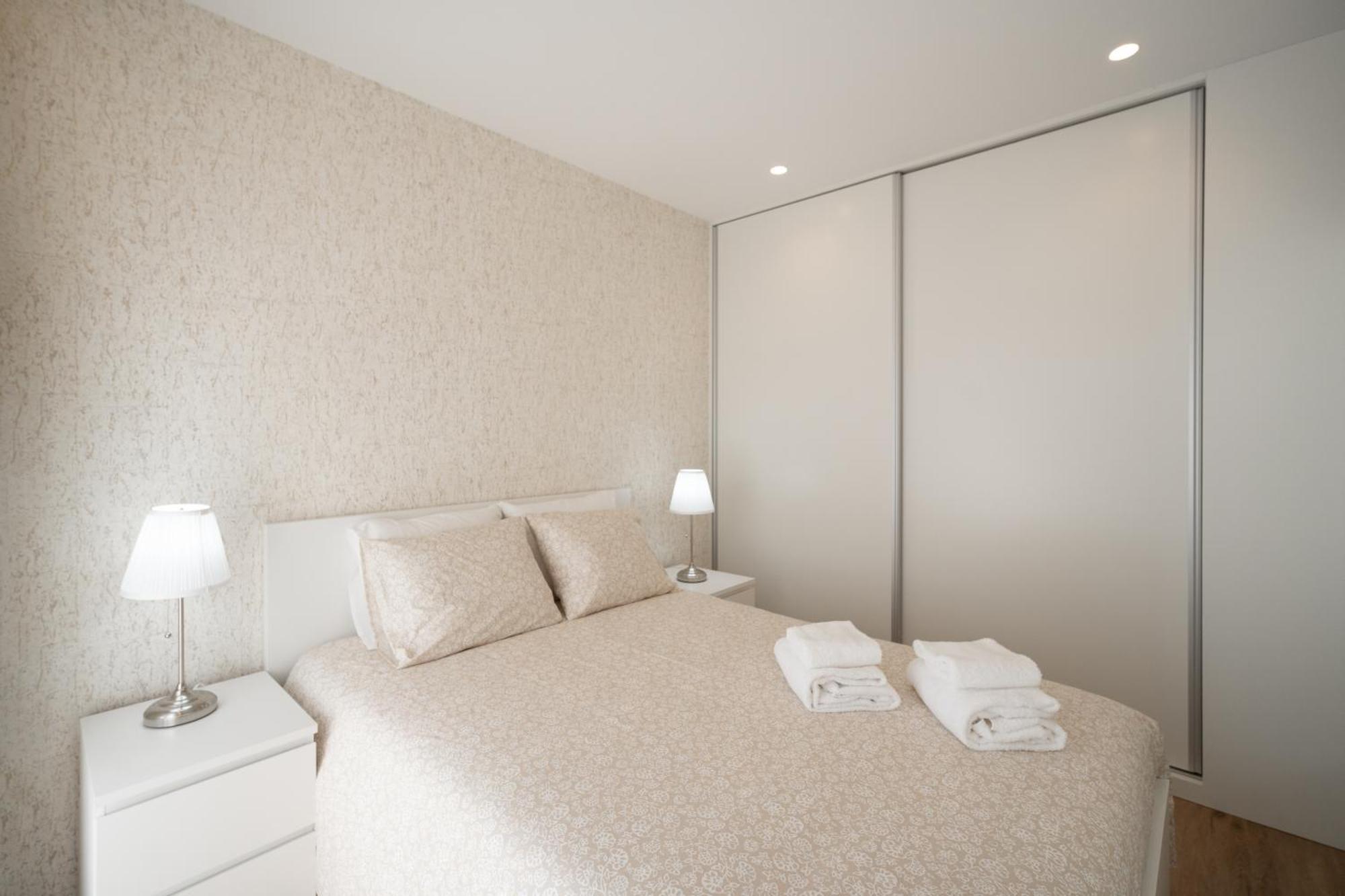 Mam Heat Apartments - Viana City Centre Виана-ду-Каштелу Экстерьер фото