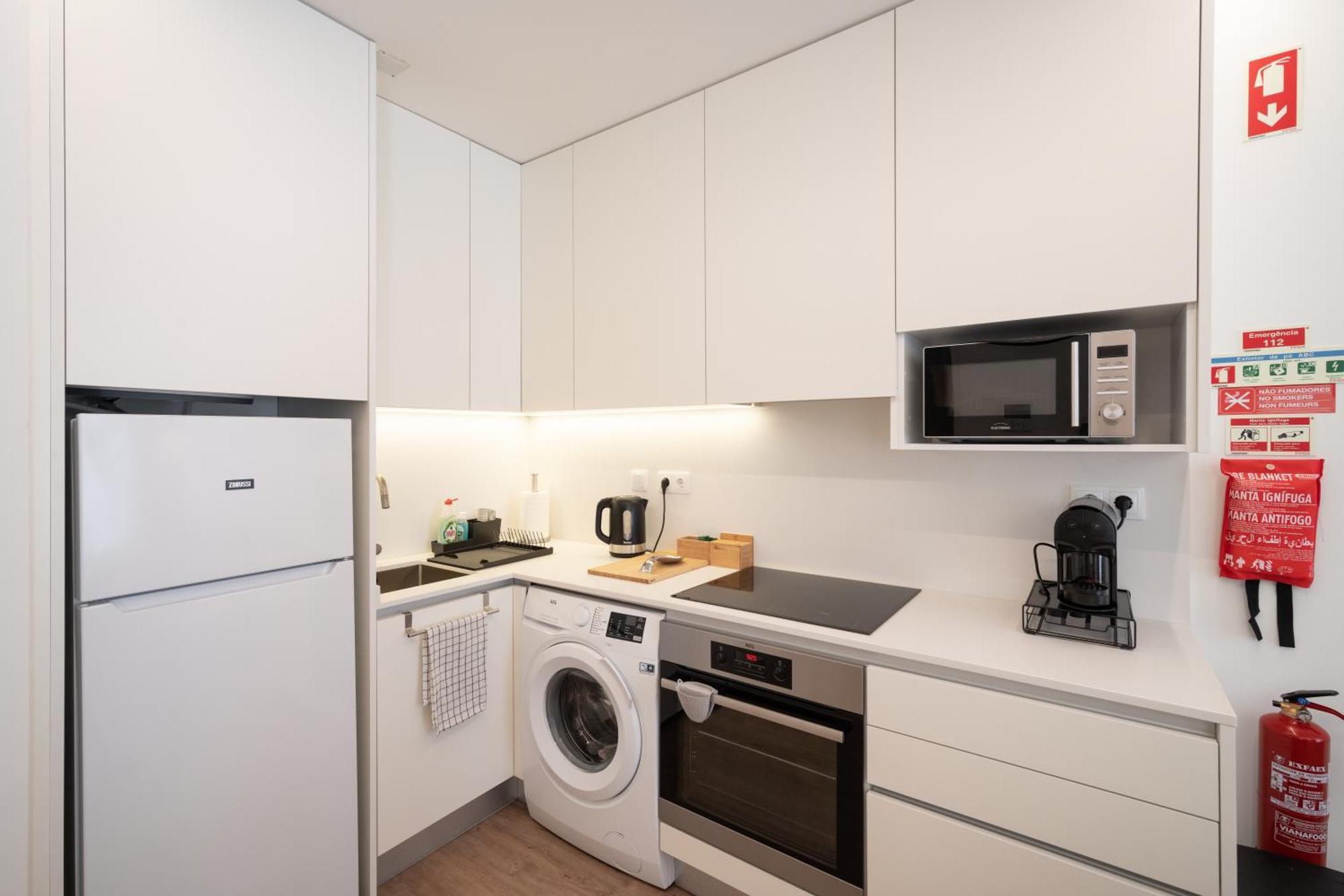 Mam Heat Apartments - Viana City Centre Виана-ду-Каштелу Экстерьер фото