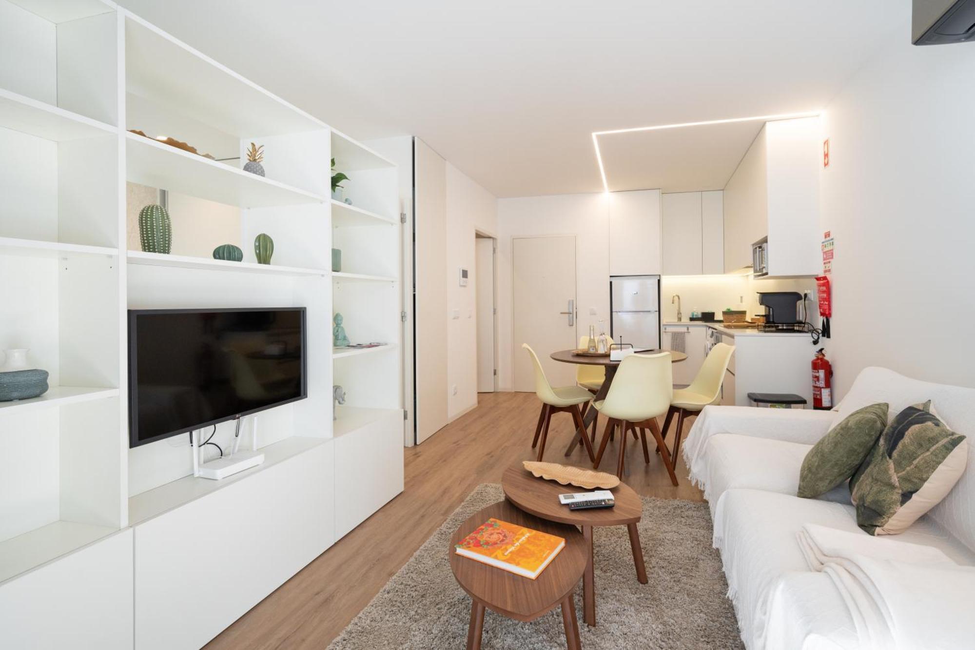 Mam Heat Apartments - Viana City Centre Виана-ду-Каштелу Экстерьер фото