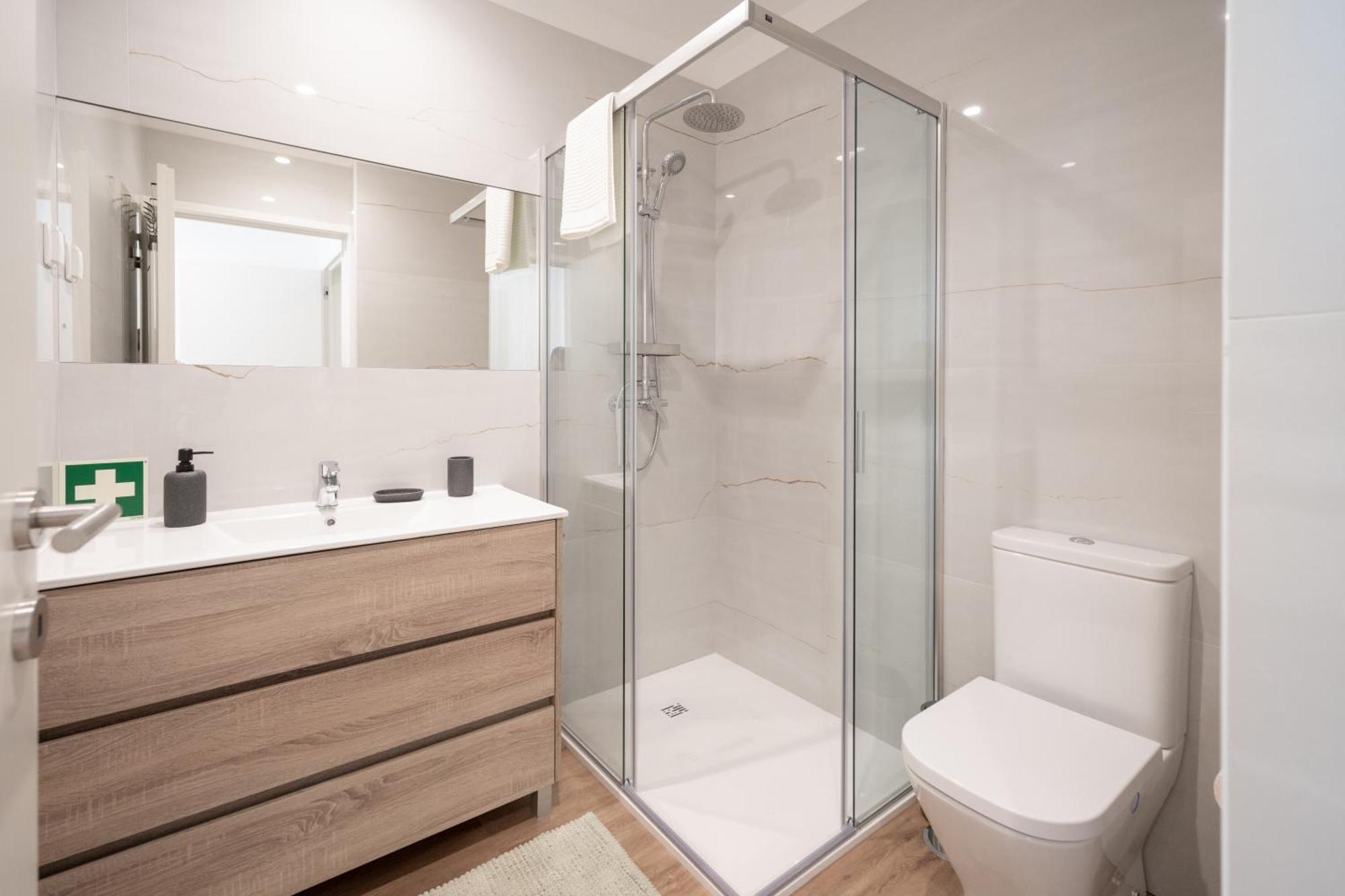 Mam Heat Apartments - Viana City Centre Виана-ду-Каштелу Экстерьер фото